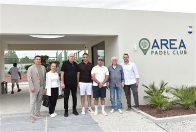 İAOSB’de Sosyal Yaşam Güçleniyor: Area Padel Club Hizmete Açıldı