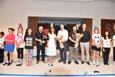 İAOSB Çocuk Tiyatro Grubu'ndan Unutulmaz Bir Oyun