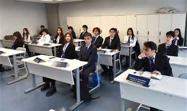 İAOSB’den Güçlü Ev Sahipliği: 25 Farklı Okuldan 400 Öğrenci Ağırladı