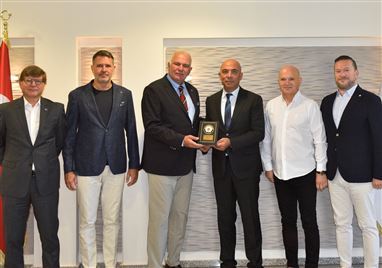 İzmir Emniyet Müdürü Şahne’den Nezaket Ziyareti