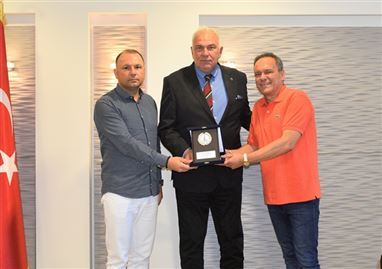 Kaan AKACUN'dan Karace'ye Teşekkür Ziyareti