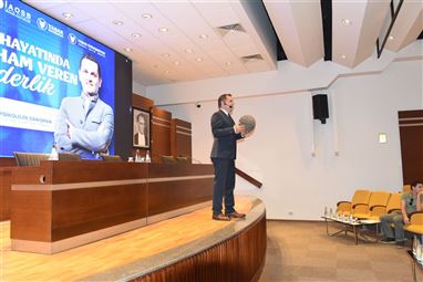 Inspiring Leader in Business Life Seminar was held