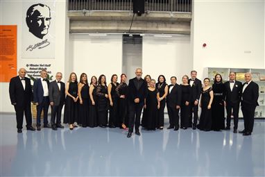 “İzmir’in Değerleri” İAOSB Türk Sanat Müziği Korosu ile Yankılandı