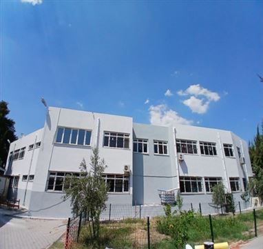 Kadınlar Kulübü'nden AOSB Özel Eğitim Okulu'na Boya Badana Desteği