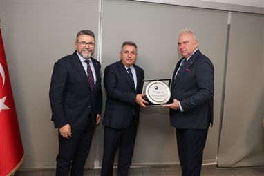 İzmir Valisi Dr. Süleyman ELBAN'dan İAOSB'ye Ziyaret